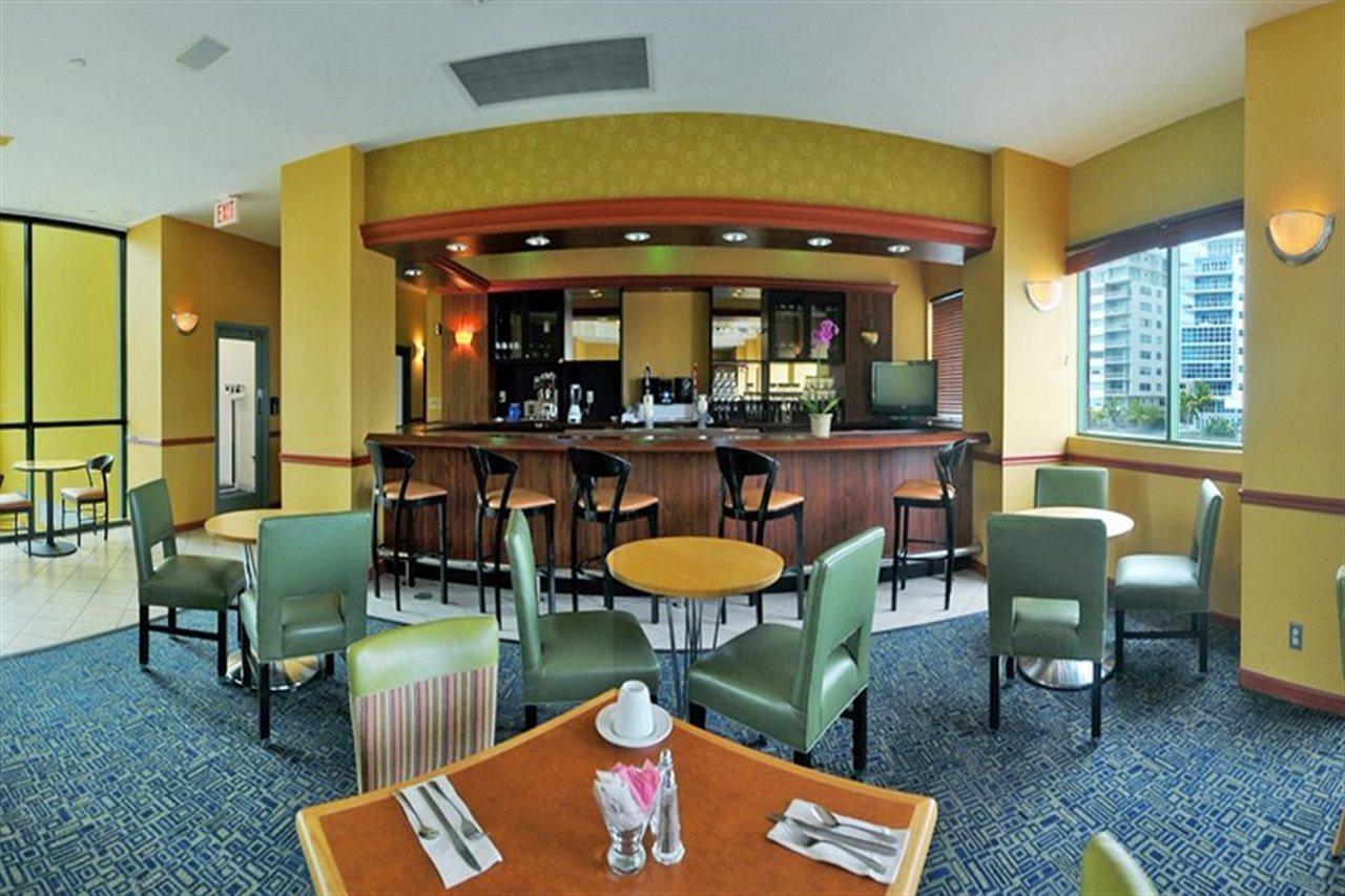 Hotel The Casablanca On The Ocean West Tower Miami Beach Exterior foto