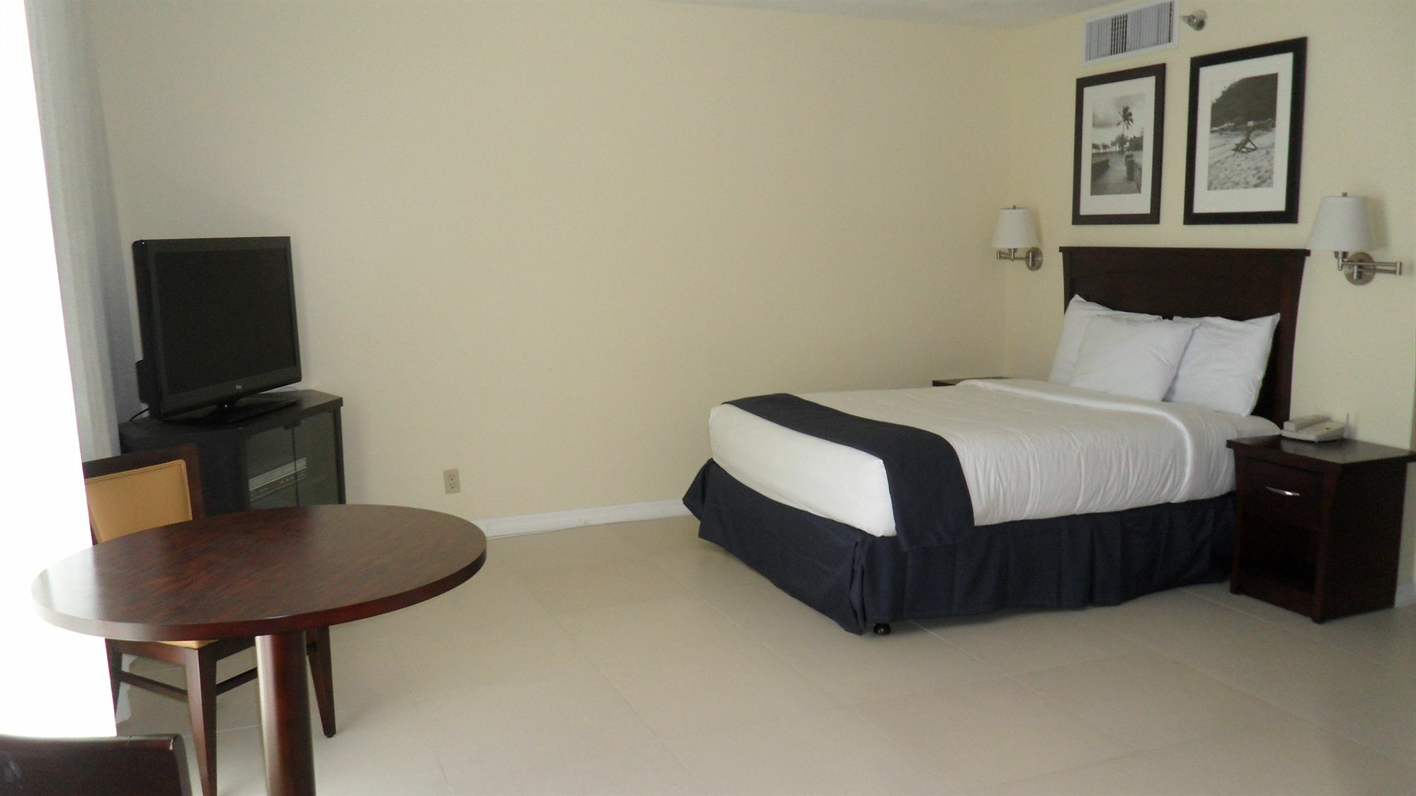Hotel The Casablanca On The Ocean West Tower Miami Beach Exterior foto
