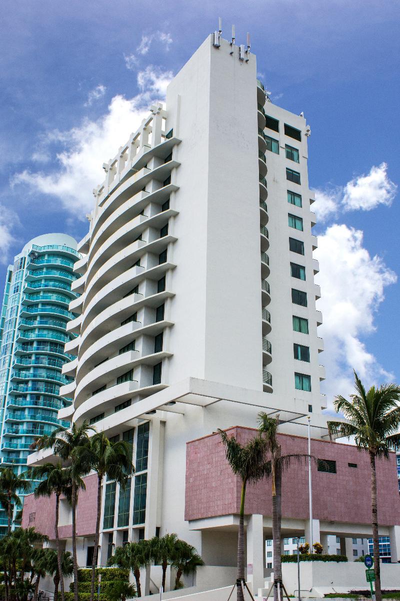 Hotel The Casablanca On The Ocean West Tower Miami Beach Exterior foto