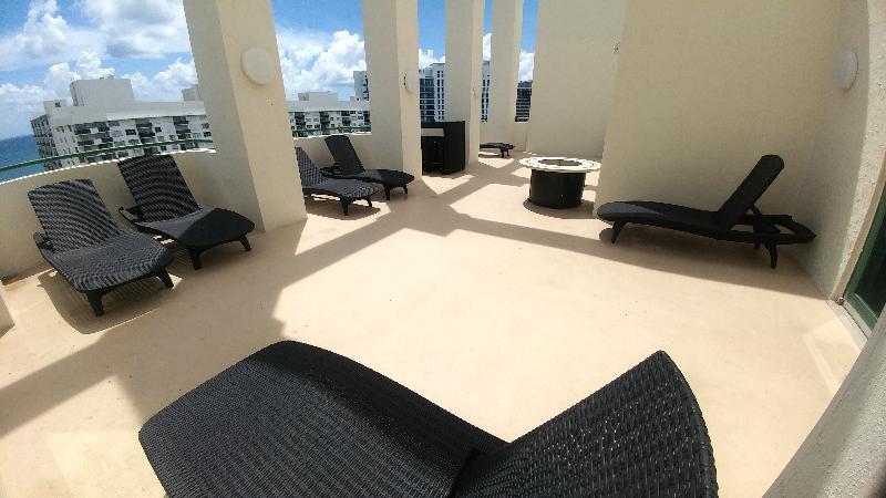 Hotel The Casablanca On The Ocean West Tower Miami Beach Exterior foto